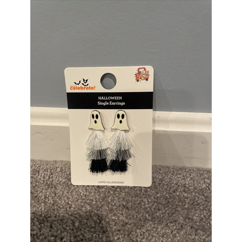 Halloween Ghost Earrings! NWT